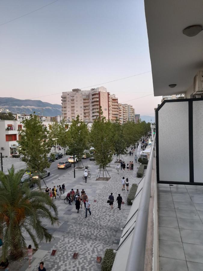 Hotel Rossi Vlore Bagian luar foto