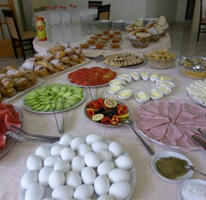 Hotel Rossi Vlore Bagian luar foto