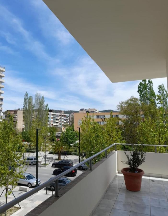 Hotel Rossi Vlore Bagian luar foto