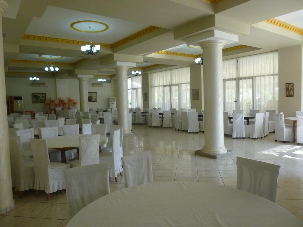 Hotel Rossi Vlore Bagian luar foto