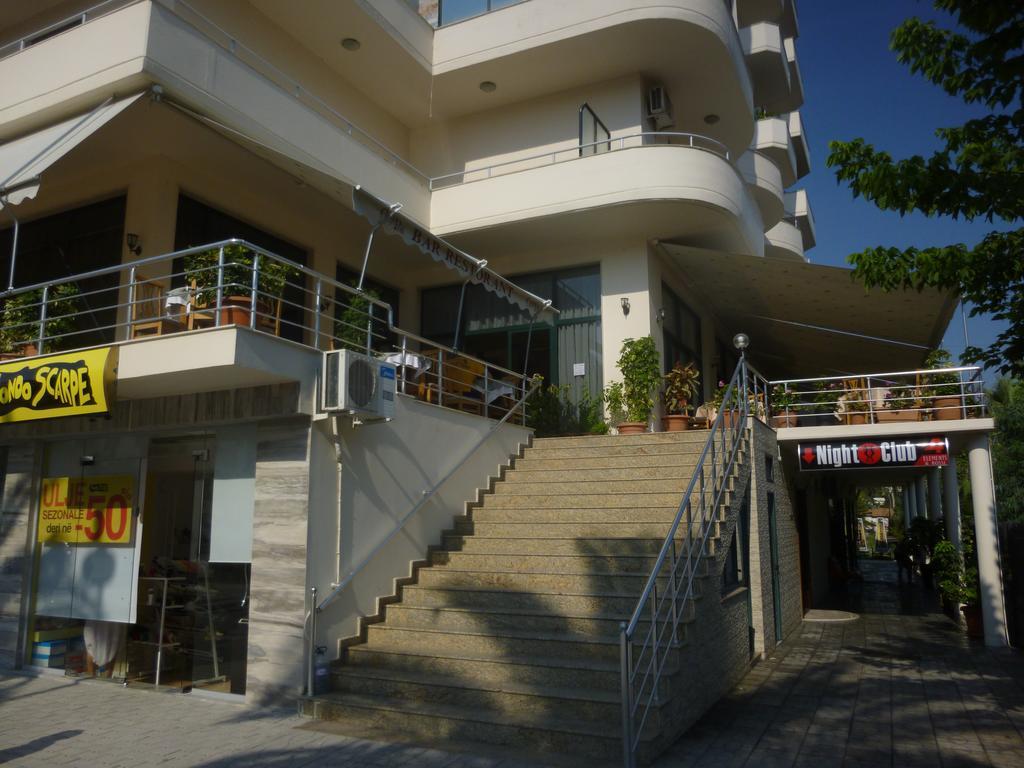 Hotel Rossi Vlore Bagian luar foto